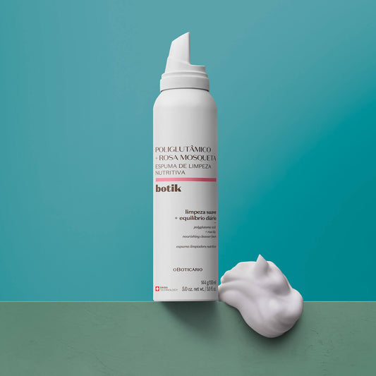 Espuma de Limpeza Nutritiva com Ácido Poliglutâmico e Rosa Mosqueta Botik