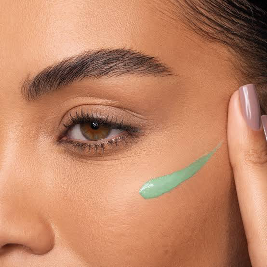 QDB Full Coverage Liquid Green Concealer | O Boticário